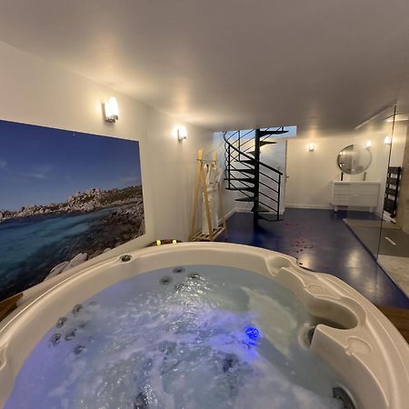 Mieuxqualhotel Jacuzzi Privatif La Parenthese بوردو المظهر الخارجي الصورة