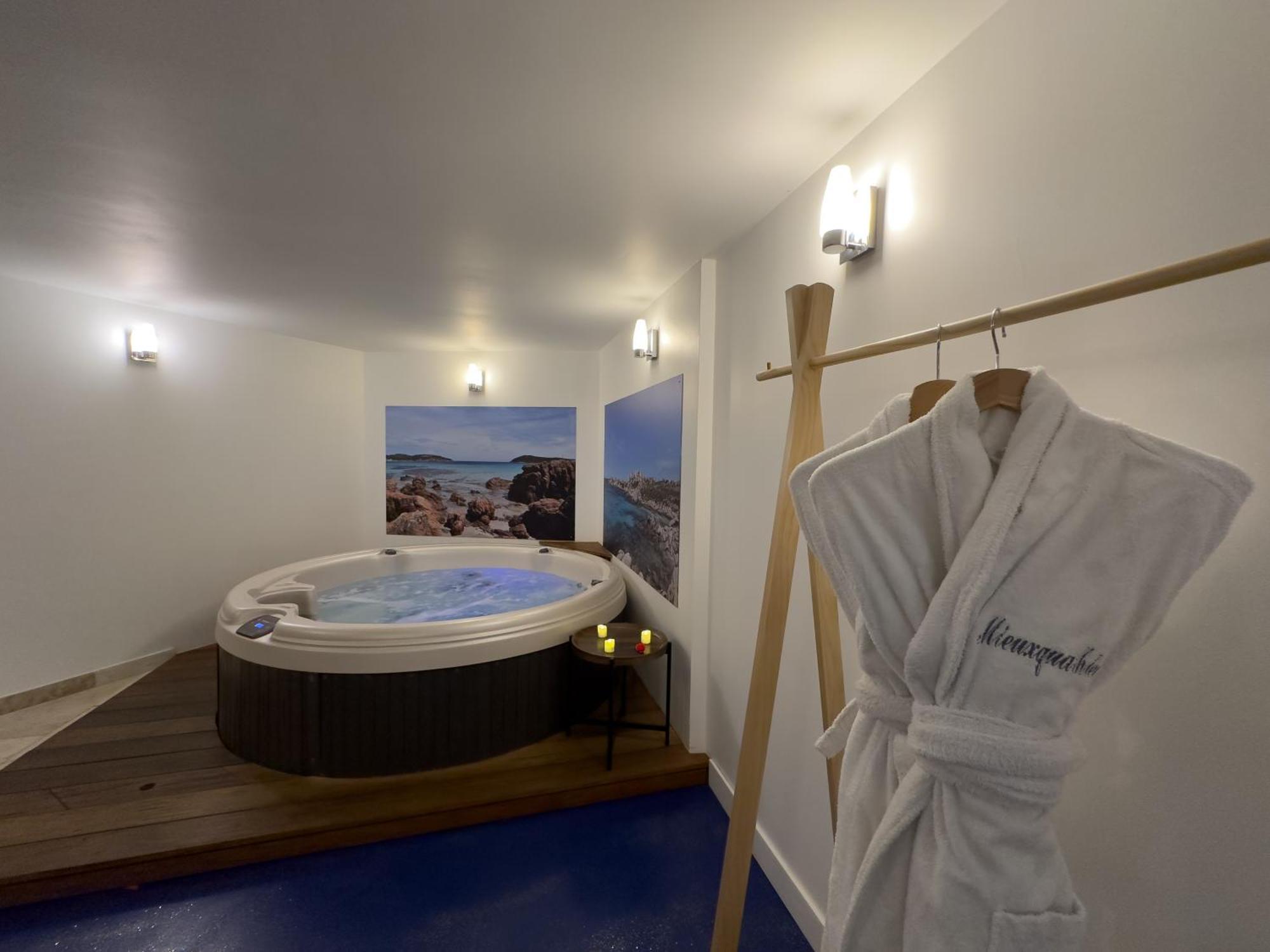 Mieuxqualhotel Jacuzzi Privatif La Parenthese بوردو المظهر الخارجي الصورة