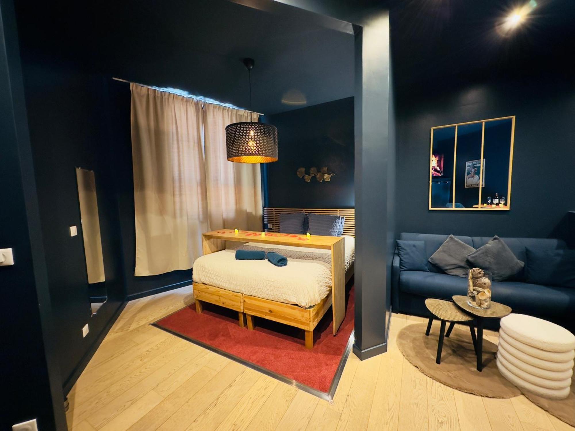 Mieuxqualhotel Jacuzzi Privatif La Parenthese بوردو المظهر الخارجي الصورة